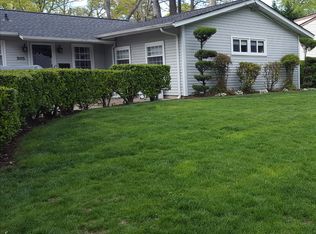 305 E Farmington Rd, Virginia Beach, VA 23454