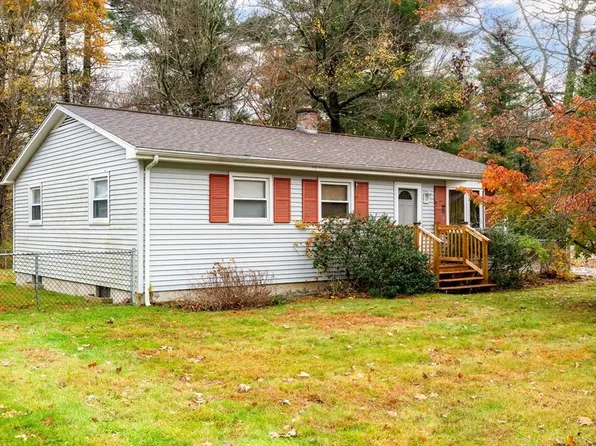 331 Grand Valley Rd, Springfield, MA 01128