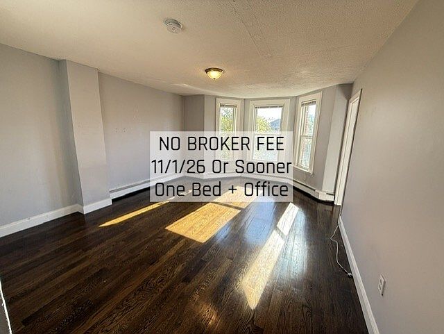 1st image of 14 Cross St E #2