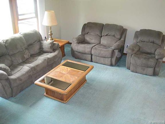 2nd image of 52 Sunshine Dr