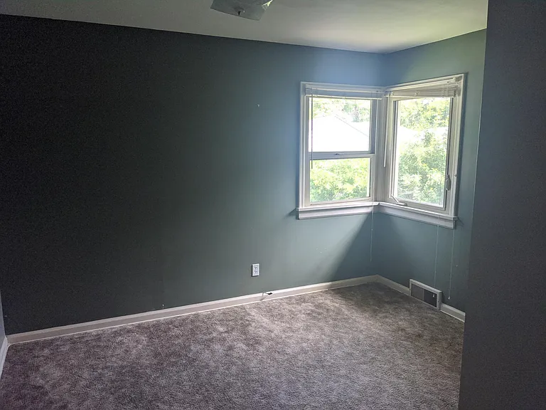 414 S 12th Ave — Photo 35