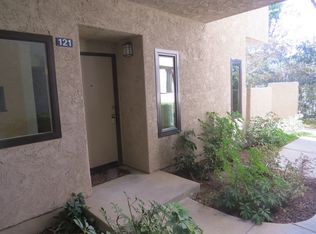 121 McAfee Ct, Thousand Oaks, CA 91360