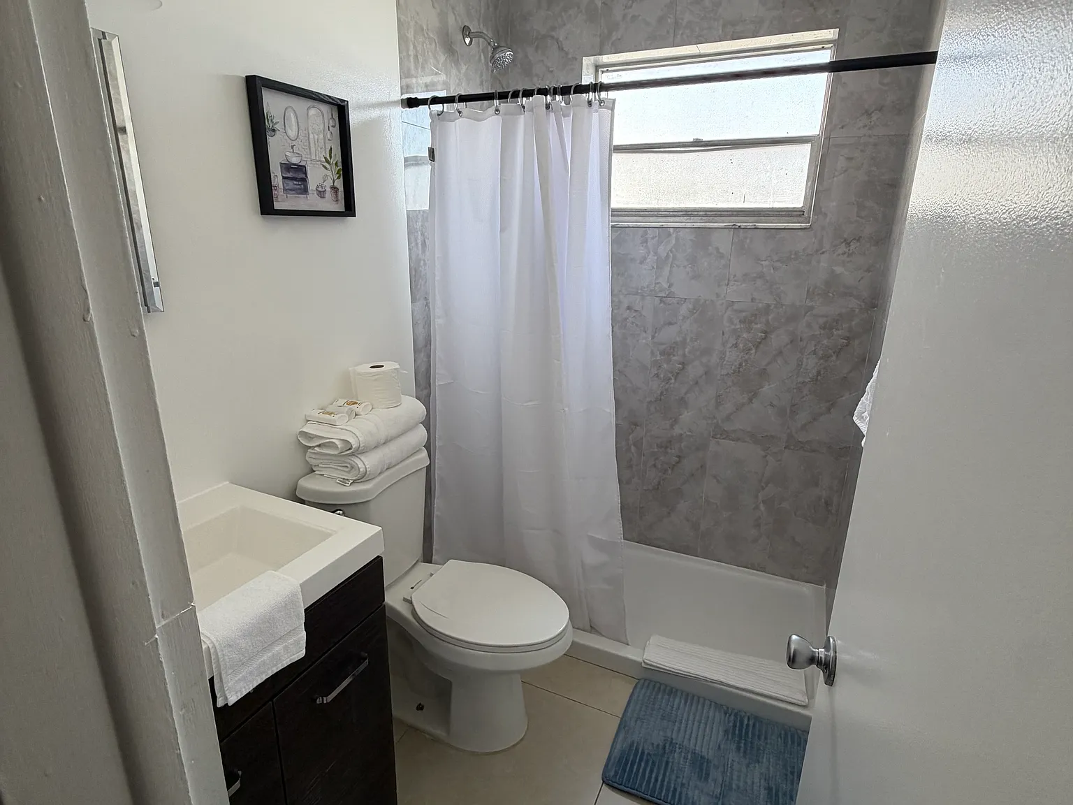 211 SE Park St — Photo 4