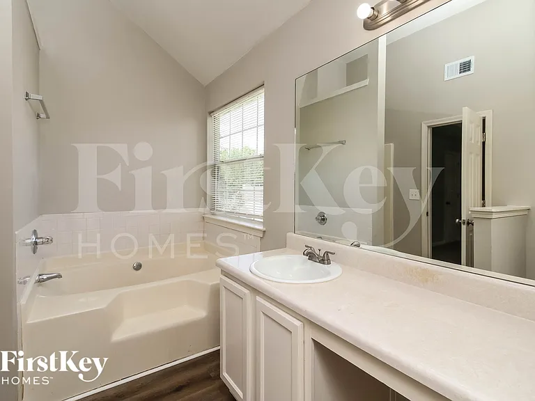 185 Windscape Dr — Photo 12