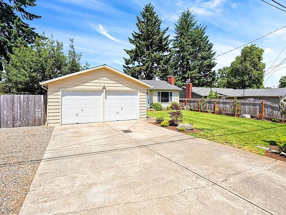 2nd image of 453 Hrubetz Rd SE