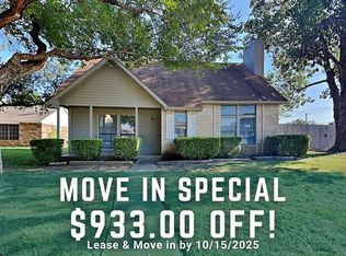 1386 Southridge Dr, Lancaster, TX 75146