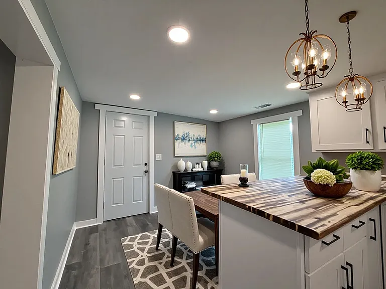 23391 Mooresville Rd — Photo 11