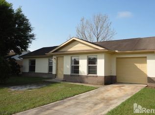 112 Harness Ln, Kissimmee, FL 34743