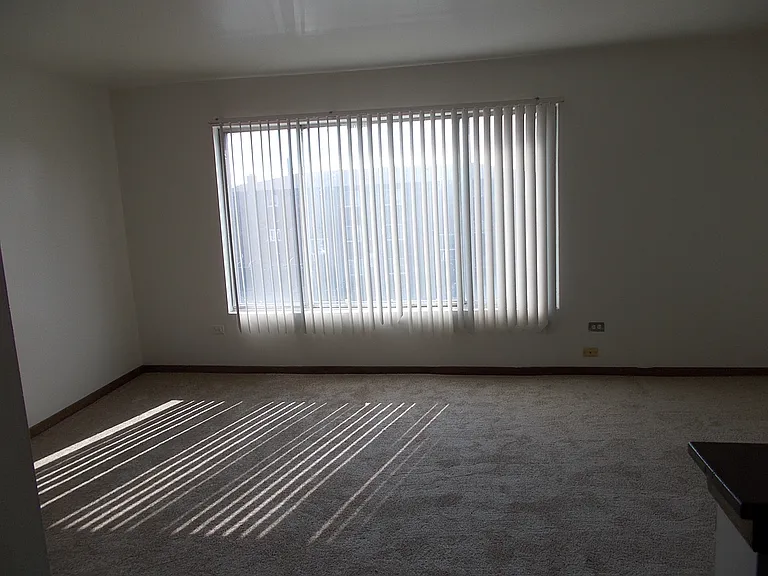 1717 State St #1B — Photo 2
