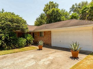 5511 Nina Lee Ln, Houston, TX 77092