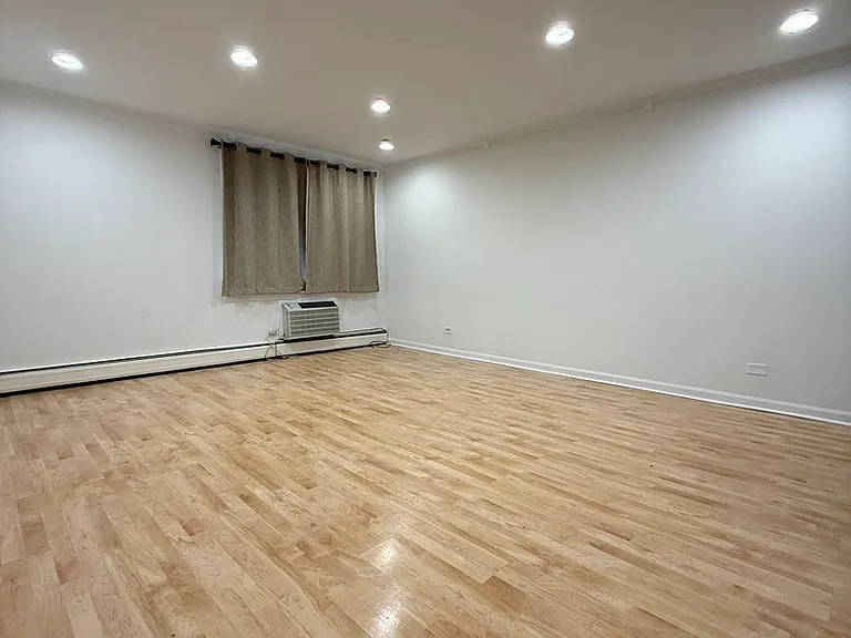 5011 Valley Ln #507 — Photo 3