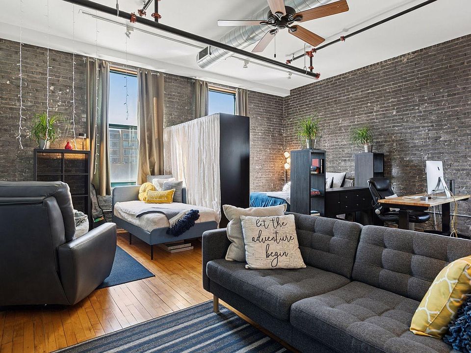 1st image of 523 Jackson St APT 302