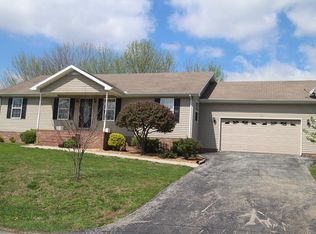 3759 Brookwood Dr, Cookeville, TN 38501
