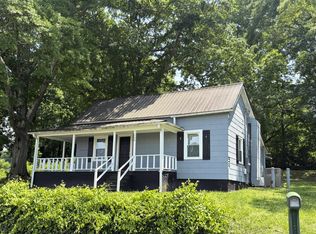 306 Railroad St, Pickens, SC 29671