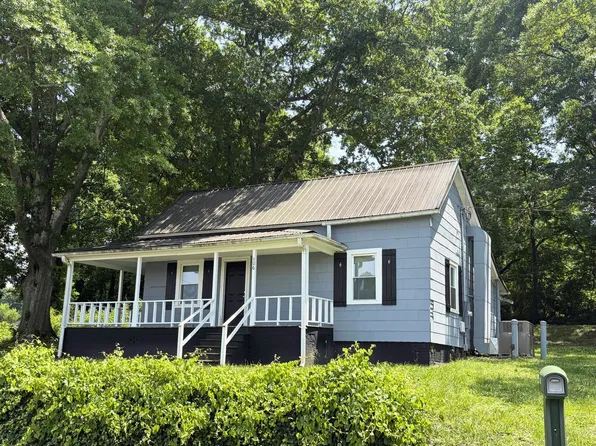 306 Railroad St, Pickens, SC 29671