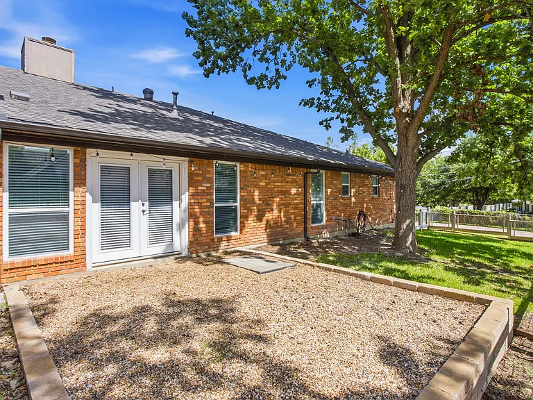 9351 Highedge Cir — Photo 5