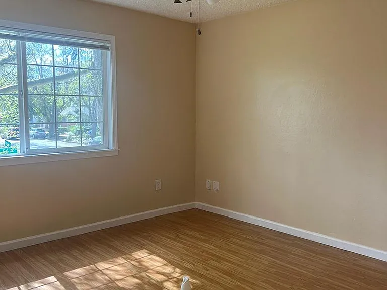 331 Alhambra Blvd — Photo 17
