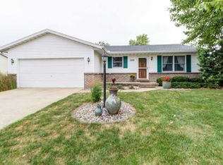 3208 Ladue Dr, Champaign, IL