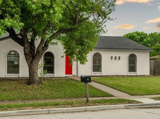 2009 Clark Trl, Grand Prairie, TX 75052
