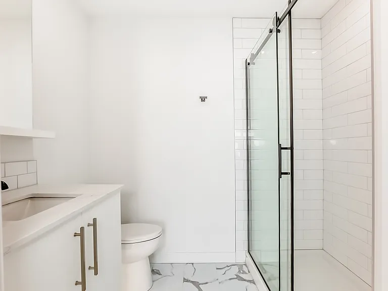 606 Broadcast Ave SW #8375 — Photo 32