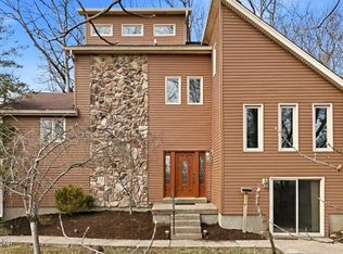 1703 Timber Trce, Louisville, KY 40214