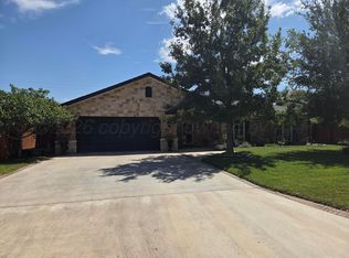2305 S Elm St, Perryton, TX 79070