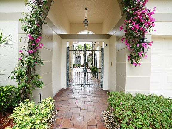 Home For Sale In Broken Sound Country Club