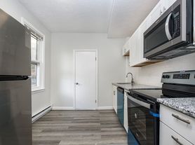 38 Union St, Everett, MA