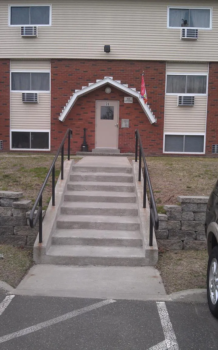 2 bed, 900 sqft, $1,550 — Photo 1