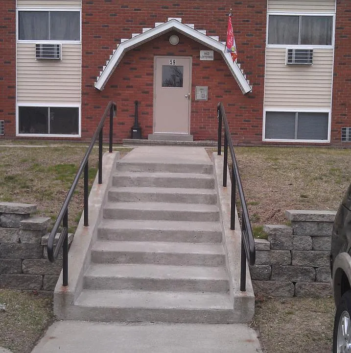 55 Glade St #A03