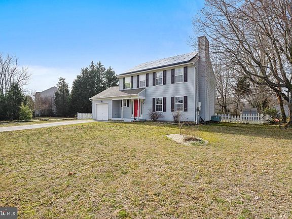 3rd image of 1265 Swan Dr