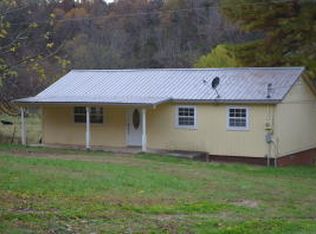 5776 S Green Dr, Valley Springs, AR 72682