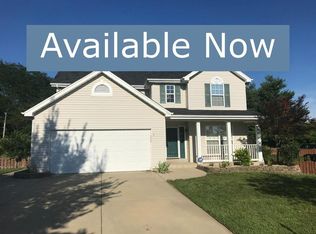 544 Glen Oak Dr, O'Fallon, IL 62269