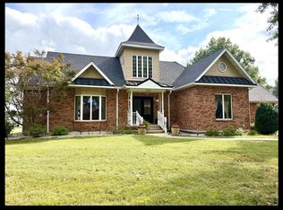 213 W Wood St, Shelbina, MO 63468