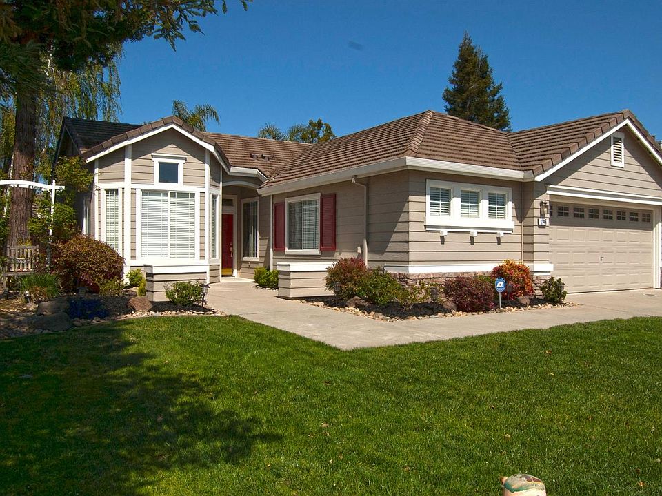 1st image of 2645 Douglas Fir Dr