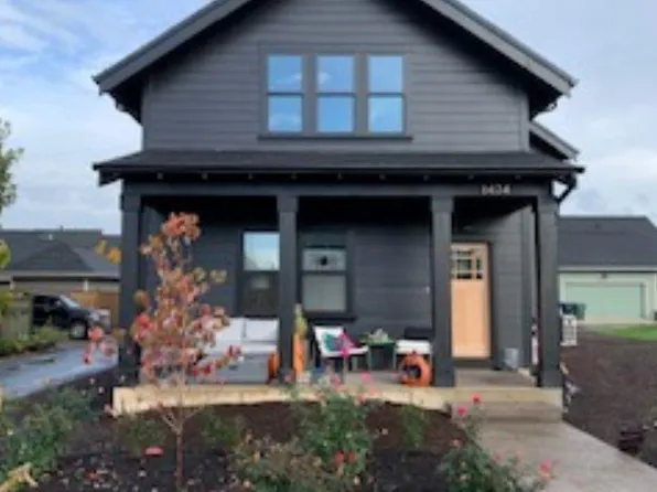 1474 Ash Creek Dr E, Monmouth, OR 97361