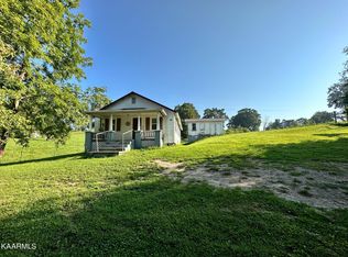 520 Briar Rd, Tazewell, TN 37879