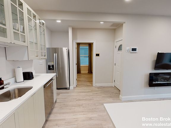 3rd image of 23 Newport St #1