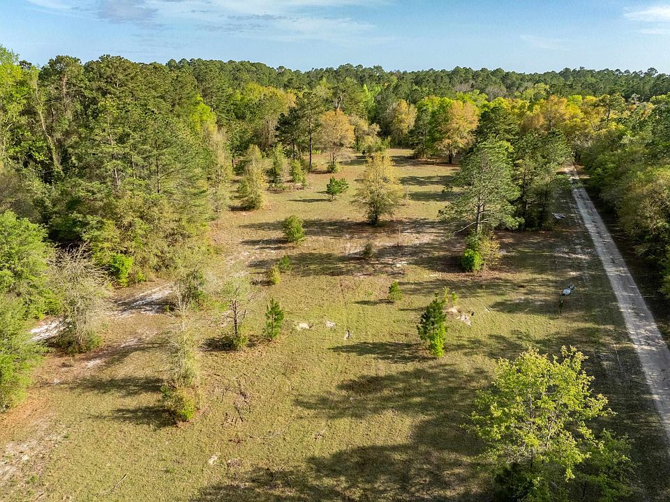 1st image of 19446 Blountstown Hwy