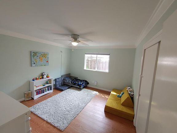 4th image of 7231 Yarrow Way