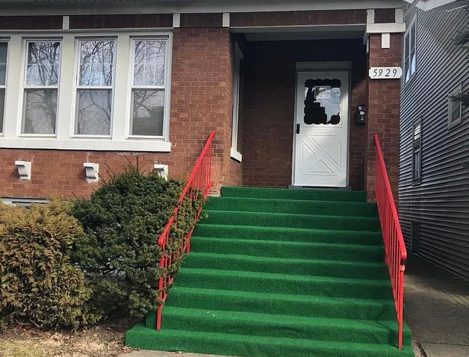 1st image of 5929 N Washtenaw Ave #2