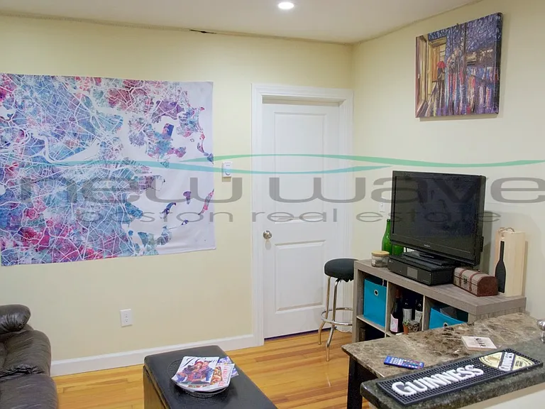 37 Cooper St #1 — Photo 2