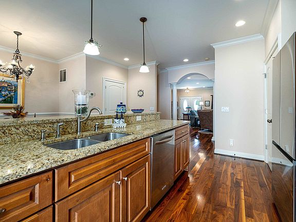 5th image of 3313 Preston Shore Dr