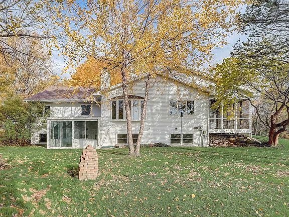 4th image of 3428 Valley Woods Dr