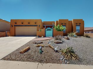 861 Loma Pinon Loop NE, Rio Rancho, NM 87144