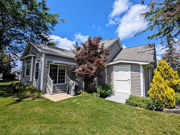 5th image of 11013 Vineyard Dr