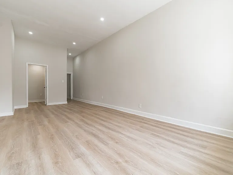 3521 Indian Queen Ln — Photo 7