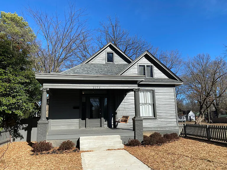 2174 Monroe Ave — Photo 14