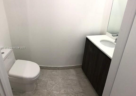 4th image of 488 NE 18th St Unit 4503
