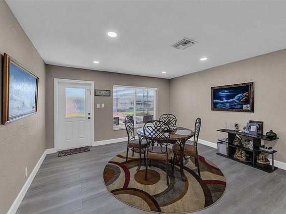 4th image of 8207 NW 59th Court